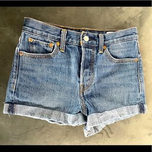 Levi’s Jean Shorts - Size 26